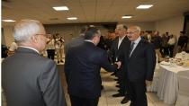 Vali Köşger Adana'da Bayramlaşma Trafiğini Sürdürdü