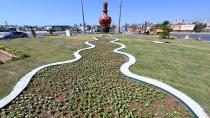 Büyükşehir’in Park ve Bahçeler Ekipleri Kenti Yaza Hazırladı