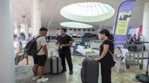 Mersin Büyükşehir, Üniversiteli Gençleri Şehrin Girişinde Karşılıyor